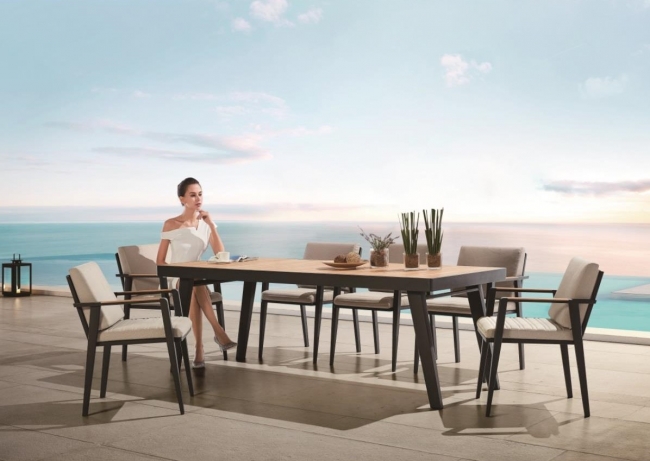  Emoti/D7 Dining Set (697790) 