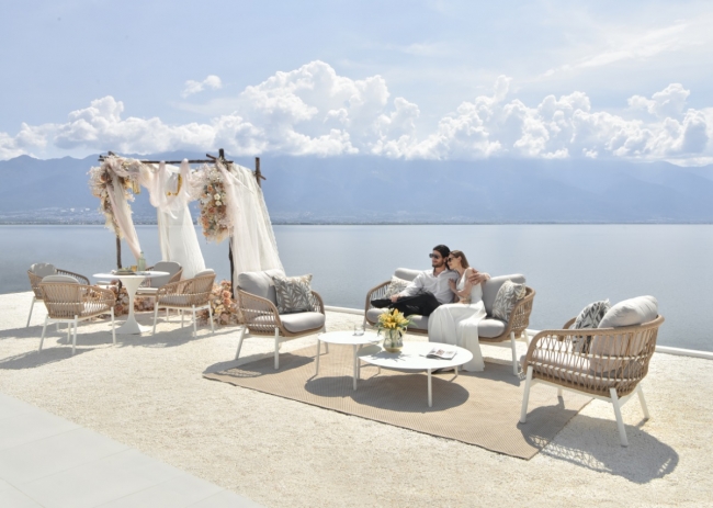  Bari-White Lounge Set 