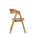  Guru* Armchair 