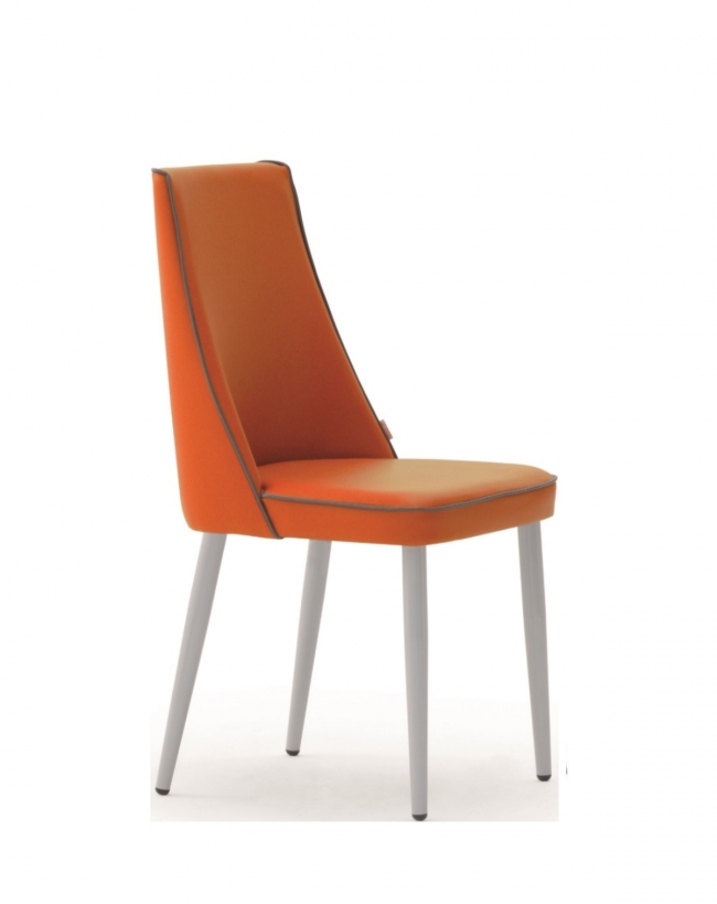  Erato COM Chair 