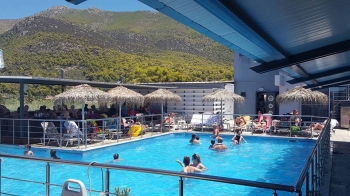  Bar de plage paradisiaque 